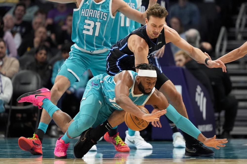 正是三分球 正是三分球